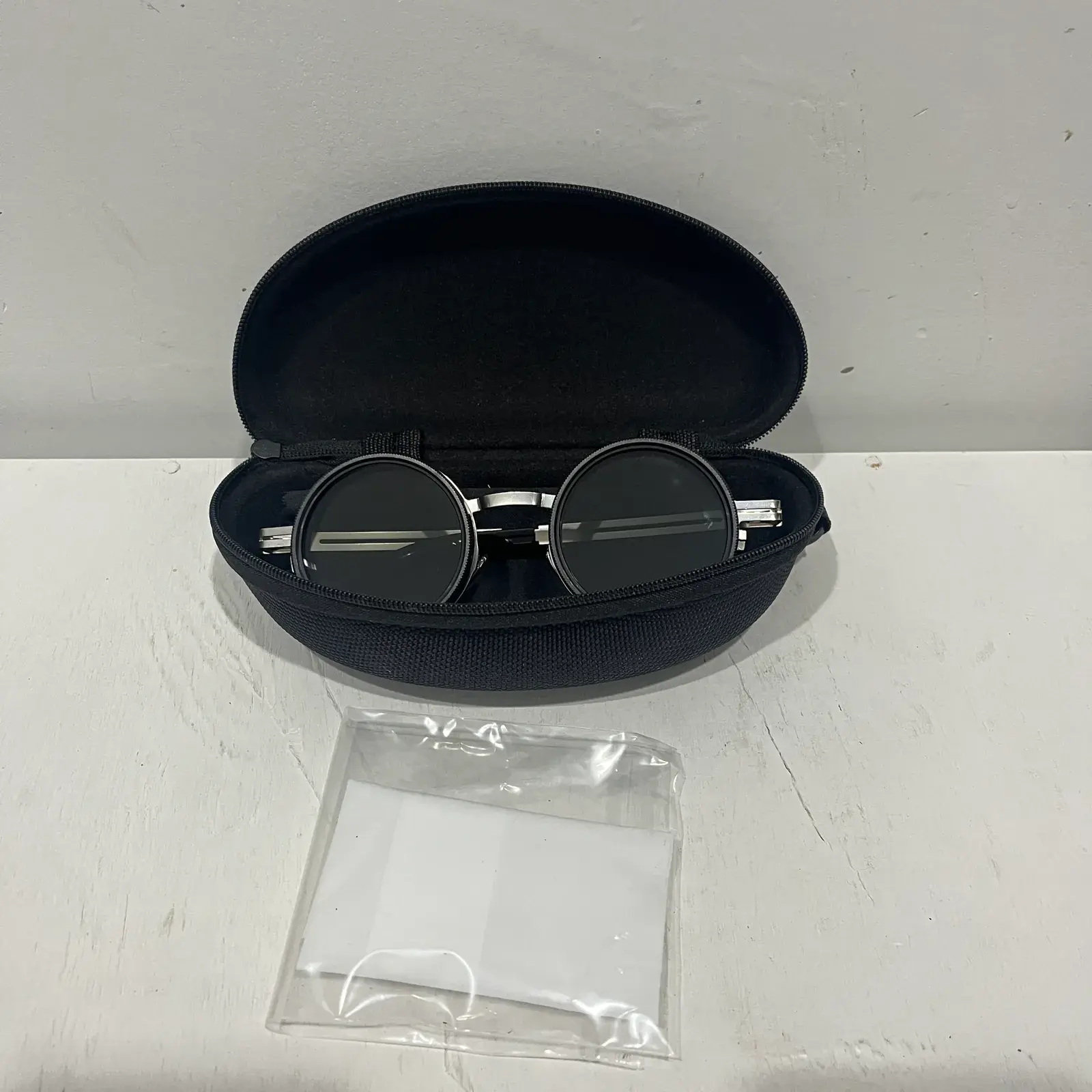 Premium Adjustable ND Filter Round Sunglasses – Manual Adjustable Lens for Driving, Travel & Outdoor — ছবি 9